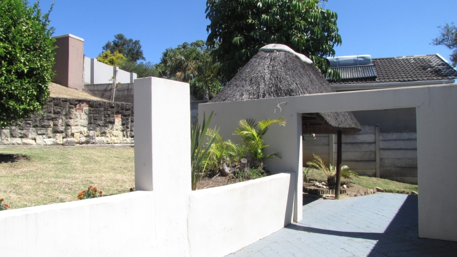 3 Bedroom Property for Sale in Nahoon Valley Park Eastern Cape